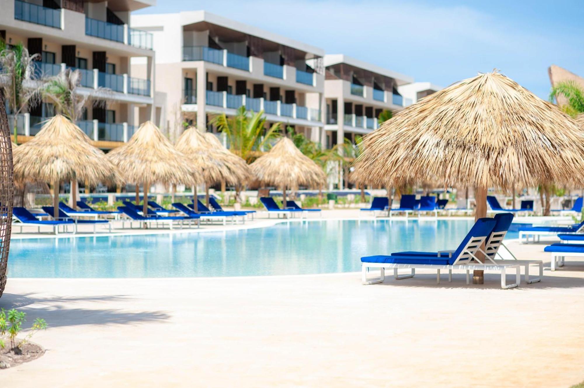 פונטה קאנה Serenade All Suites - Adults Only Resort מראה חיצוני תמונה
